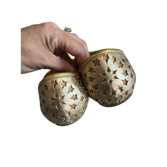 JIMMY CHOO Gold Leather Star Cutout Ballet Flats Size 35.5 - Picture 4 of 7